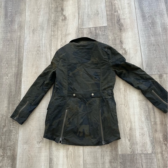 Veronica Beard USA WMN Size 2 Army Green Glade Jacket Camo Funnel Neck EUC - Picture 3 of 16